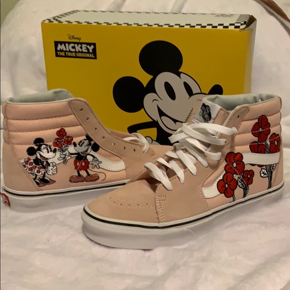 90th Anniversary Disney (Mickey & Minnie) vans